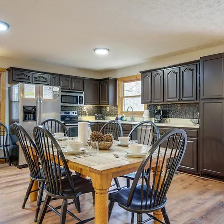Villa Pet-Friendly Gatlinburg Retreat With Hot Tub! Exterior foto