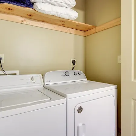Villa Pet-Friendly Gatlinburg Retreat With Hot Tub! Exterior foto